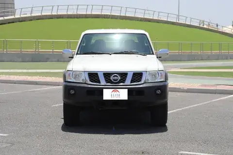 Nissan Patrol Safari 4.8L A/T (Basic) 2015